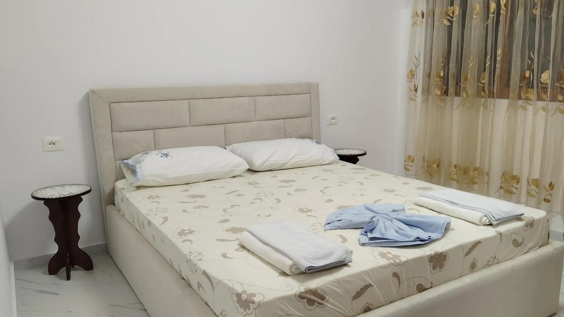 Fier In Centro Storico Appartement